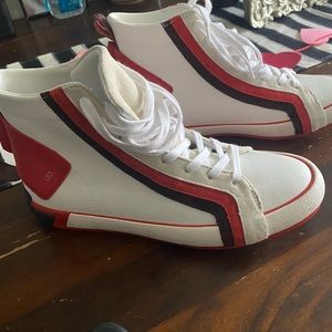NWT sold out Zara high top sneakers